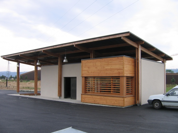 Construction du bâtiment d'exploitation de la déchetterie de Mercurol (26)