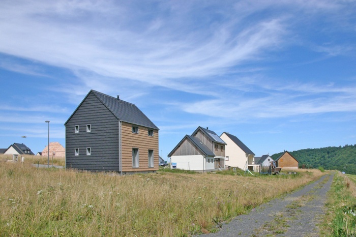 'La petite maison dans la prairie' , un refuge en montagne. : Vue Sud ouest