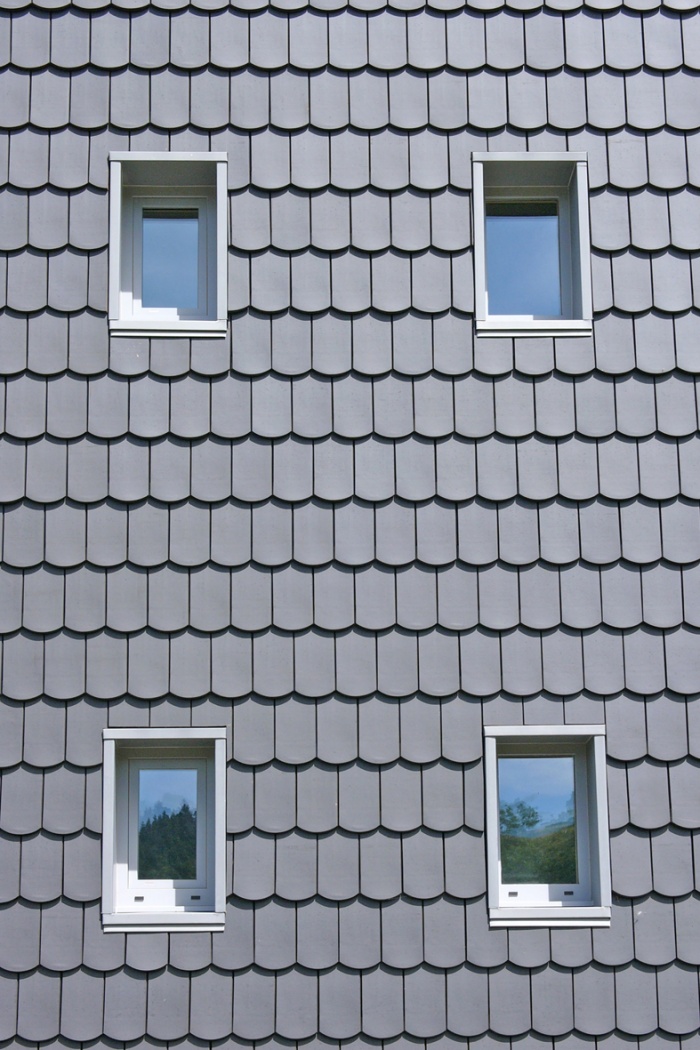 'La petite maison dans la prairie' , un refuge en montagne. : Dtail fentres